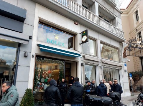 Ένοπλη ληστεία σε κατάστημα με πανάκριβα ρολόγια στο κέντρο της Αθήνας