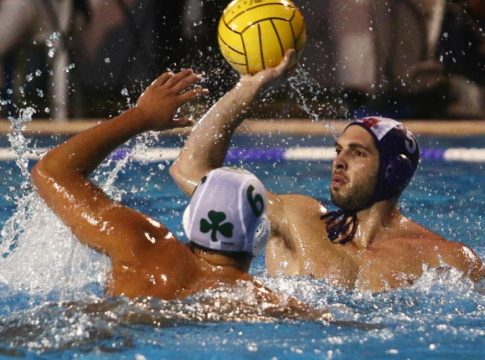 Ασταμάτητος ο Ολυμπιακός, «πάτησε» τον Παναθηναϊκό (17-5)