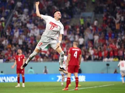 Στους «16» με ανατροπή στην ανατροπή η Ελβετία (2-3) – «Αντίο» με σπουδαία νίκη επί της Βραζιλίας για το Καμερούν (1-0, vids)