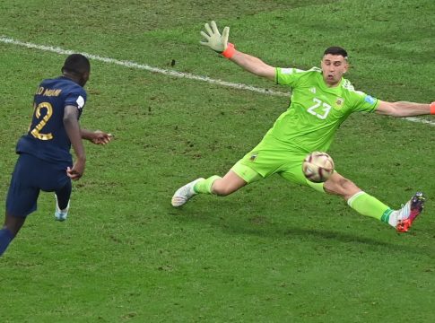 Πόρτα της Βίλα στην προσφορά της Ίντερ για Μαρτίνες, ζητάει τα τριπλάσια