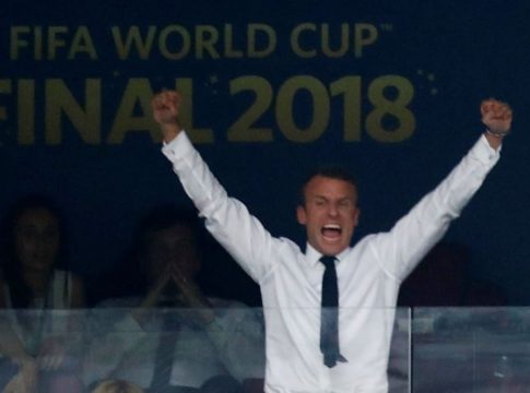 Εμανουέλ Μακρόν: Στο Κατάρ με στόχο ένα ρωσικό deja vu