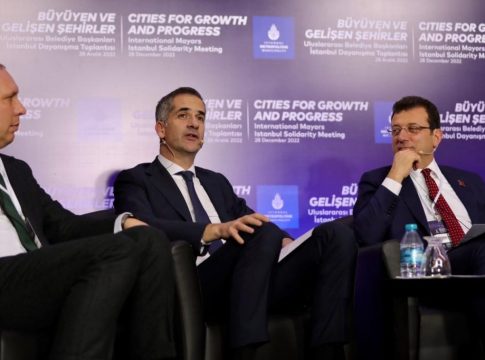 Μπακογιάννης: Η πολιτική εξουδετέρωση του Εκρέμ Ιμάμογλου δεν ωφελεί κανέναν