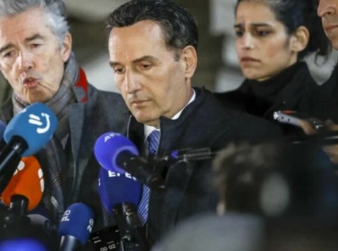 Μιχάλης Δημητρακόπουλος: «Ζαμέ Κορωπί» – Ποιες είναι οι γαλλικές λέξεις που δεινοπάθησαν στο στόμα του Μιχάλη Δημητρακόπουλου (vid)