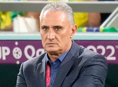 Θύμα ληστείας ο Τίτε στο Ρίο ντε Τζανέιρο, ο δράστης του έκανε παράπονα για την πορεία της Βραζιλίας στο Κατάρ