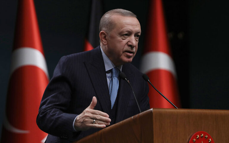 Τουρκία: Μια αγγελία του Reuters έφερε την «έκρηξη» του Ερντογάν