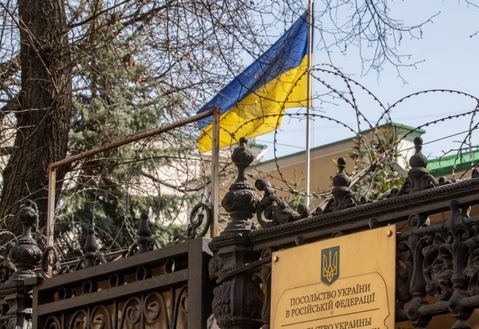 Ουκρανία: Πρεσβείες της χώρας στην Ευρώπη έχουν λάβει «ματωμένα πακέτα» με μάτια ζώων