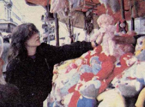 Tα Χριστούγεννα των ’80s μέσα από φωτογραφίες, σκίτσα και διαφημίσεις της εποχής