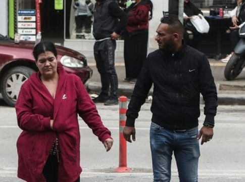 Πατέρας 16χρονου: «Όταν πυροβόλησε το γιο μου, σκέφτηκε τα δικά του παιδιά;»