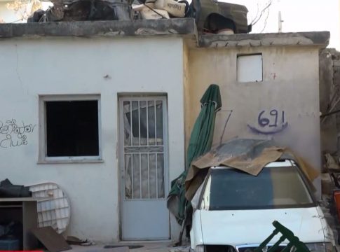 Οι νέες συλλήψεις, τα συνθήματα και ο νταής 17χρονος – Πού στρέφονται οι έρευνες για τον βιασμό του μαθητή