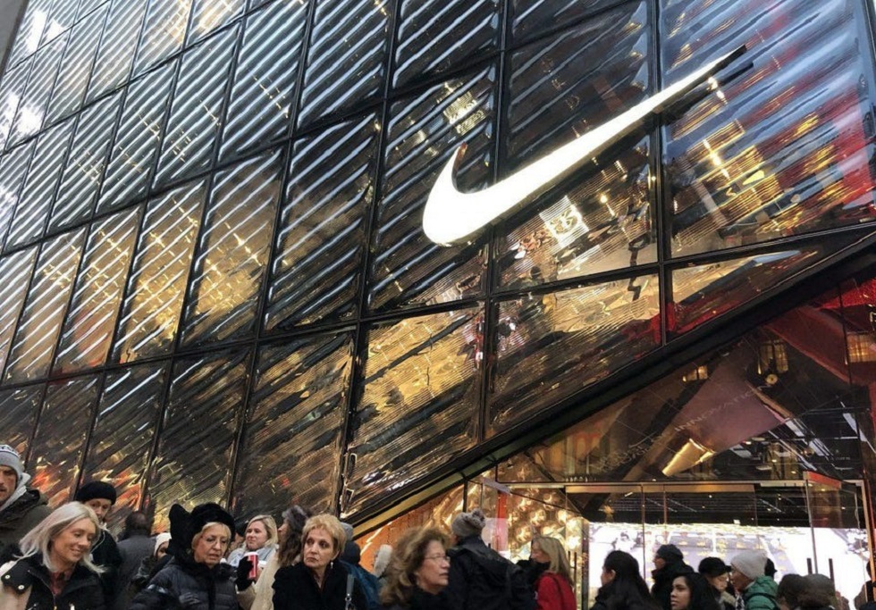 Έσοδα ρεκόρ για τη Nike και αύξηση στο χρηματιστήριο