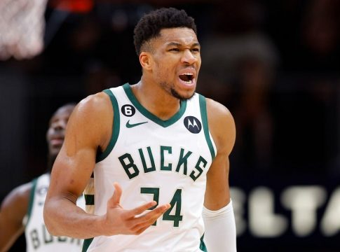 Αντετοκούνμπο: «Πρέπει να συνεχίσουμε με το ίδιο πάθος»