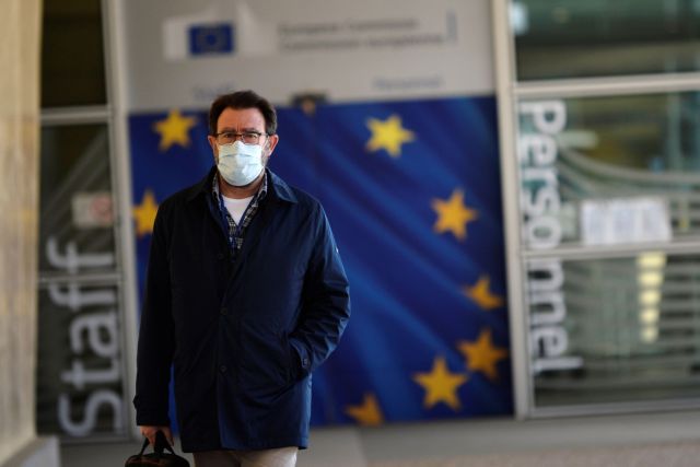 Επιστρέφει ο εφιάλτης της πανδημίας στην ΕΕ; – Εκτακτη συνεδρίαση υπό τον φόβο νέων παραλλαγών