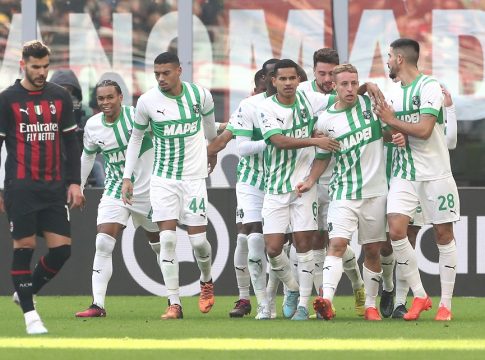 Μίλαν – Σασουόλο 2-5: Για κλάματα οι «ροσονέρι», αδιανόητος διασυρμός στο Σαν Σίρο