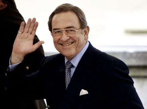 Οι αποφάσεις για την κηδεία και την ταφή του τέως βασιλιά Κωνσταντίνου – Όλο το παρασκήνιο