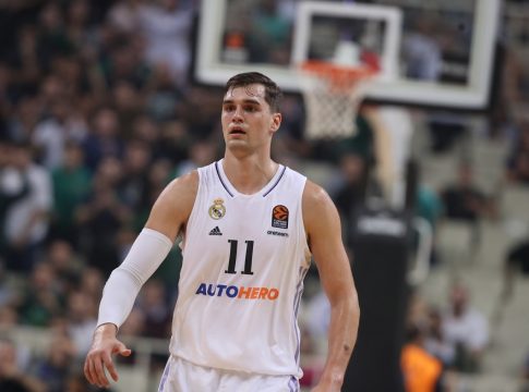 Χεζόνια: «Το να παίζεις στο ΣΕΦ είναι περίπλοκο»