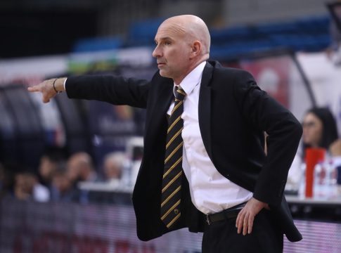 Καντζούρης: «Πρέπει ο καθένας μας να κάνει μία προσωπική υπέρβαση με την Τόφας»