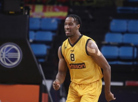 Πρόβλημα στην ΑΕΚ με ΜακΓκριφ ενόψει Τόφας