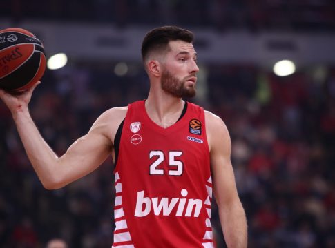 Πίτερς: «Θα έπαιζα στην Εθνική Ελλάδας» (vid)