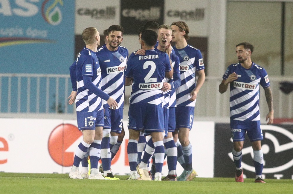 Ατρόμητος – Ιωνικός 2-0: «Βύθισαν» κι άλλο τους Νικαιώτες οι «κυανόλευκοι»