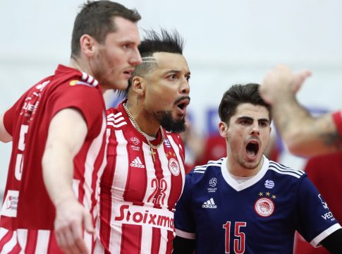 Ολυμπιακός – Στεάουα Βουκουρεστίου 3-1: Το «γύρισε» και πλησιάζει στον εμφύλιο με τον Παναθηναϊκό