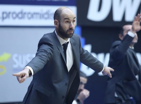 Χαμός για Σπανούλη: Αποθεώθηκε από τους παίκτες του στα αποδυτήρια (vid)