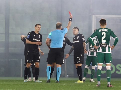 Τρεις αγωνιστικές στον Τόμας για την αποβολή με τον Παναθηναϊκό, ασκεί έφεση ο ΠΑΟΚ