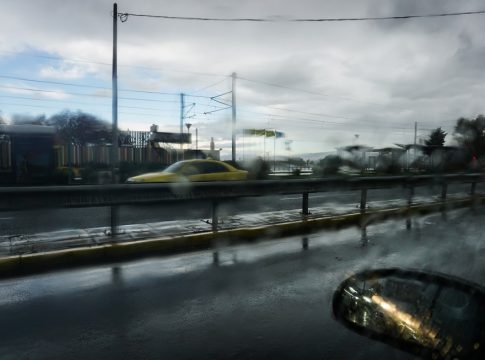 Ξεκίνησε η κακοκαιρία στην Αττική: Κεραυνοί, καταιγίδες και ισχυροί άνεμοι – Νέα επιδείνωση τις επόμενες ώρες