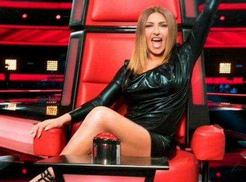 Έλενα Παπαρίζου: Όλα στη φόρα – Η selfie φωτογραφία με τα πόδια της που «τρέλανε» το Instagram (pics)