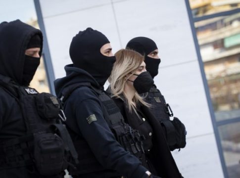Ρούλα Πισπιρίγκου: Προφυλακιστέα και για τους θανάτους της Μαλένας και της Ιριδας