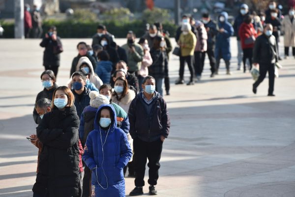 Καμπανάκι Σαρηγιάννη: Θα έχουμε 16.000 ημερήσια κρούσματα κορωνοϊού από τα μέσα Φεβρουαρίου