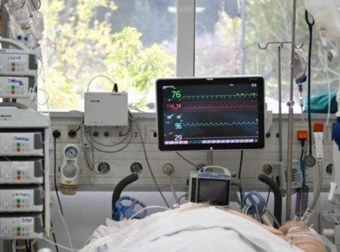 Κορωνοϊός: Στη ΜΕΘ διασωληνωμένος 11χρονος