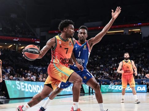 Βαλένθια – Αναντολού Εφές 81-71: Ντούμπλαραν τις νίκες τους οι «νυχτερίδες» επί των Τούρκων