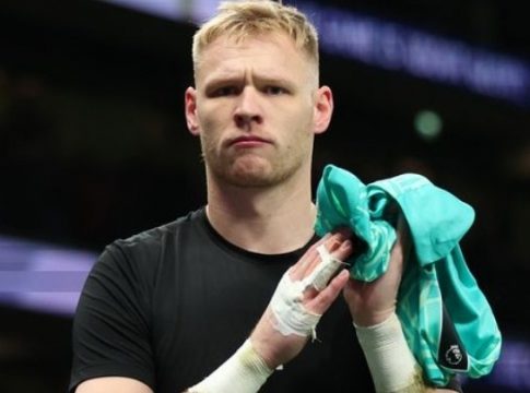 Οπαδός κατηγορήθηκε για επίθεση στον τερματοφύλακα της Άρσεναλ Ράμσντεϊλ