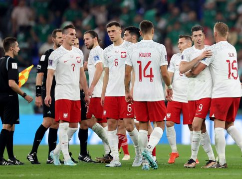 Μια… ανάσα από την εθνική Πολωνίας πρώην τεχνικός του Ολυμπιακού