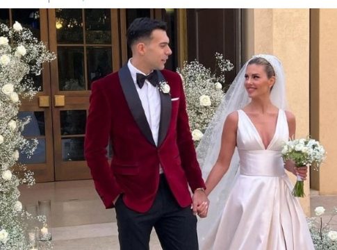 Κώστας Σλούκας: Ποιοι χόρεψαν με την ψυχή τους στον λαμπερό γάμο του μπασκετμπολίστα του Ολυμπιακού (vids)