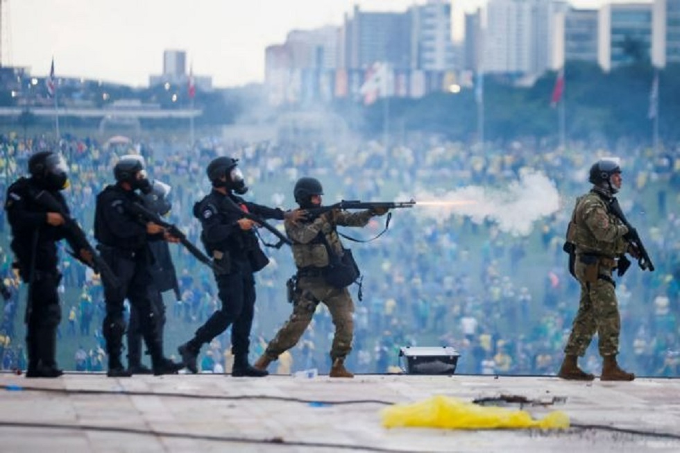 Βραζιλία: ΗΠΑ, ΕΕ και Λατινοαμερικάνοι πρόεδροι καταδικάζουν την εισβολή των μπολσοναριστών στο Κογκρέσο