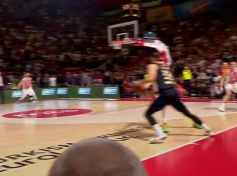 «Καμπάνα» στον διαιτητή που δεν είδε την παράβαση του Μίροτις κόντρα στον Ερυθρό Αστέρα