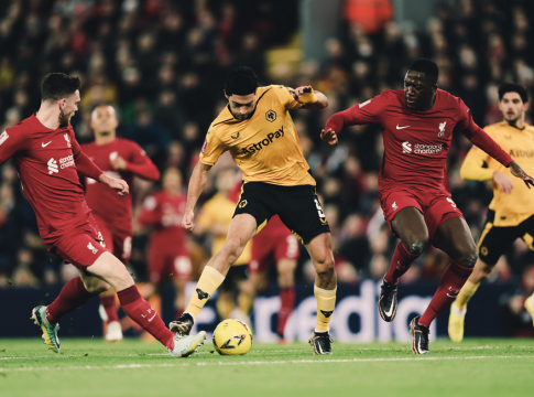 Λίβερπουλ – Γουλβς 2-2: Άφησαν ανοιχτούς λογαριασμούς