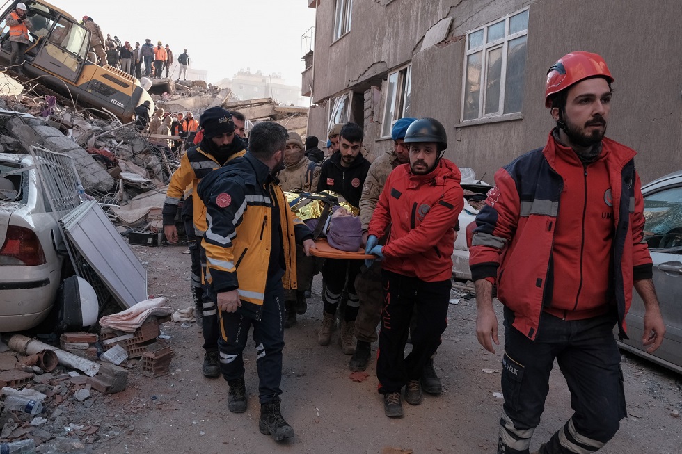 Προξενείο Τουρκίας: Ευγνωμοσύνη στην Ελληνική Ομάδα Διάσωσης που έσωσε τρεις πολίτες από τα ερείπια