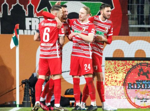 Άουγκσμπουργκ – Λεβερκούζεν 1-0: Βήμα παραμονής για τους Βαυαρούς