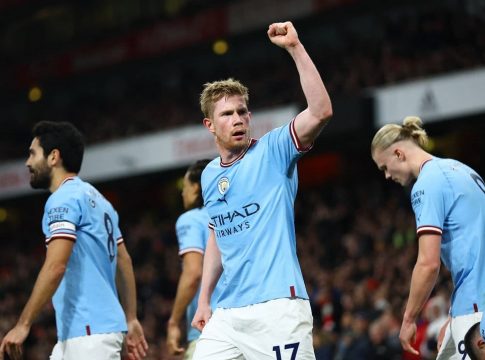 Μυθικό τρολάρισμα του Ντε Μπρόινε στους οπαδούς της Αρσεναλ: Τους ζήτησε… μπύρα (pic)