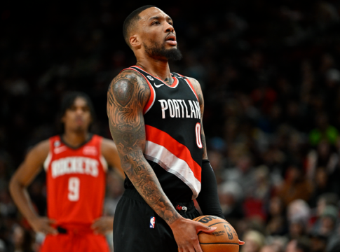 Τί κάνεις ρε Λίλαρντ; Αδιανόητη παράσταση και ρεκόρ καριέρας με 71 πόντους (vid)