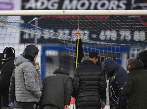 Το χρονικό της ντροπής στο Περιστέρι (pics)