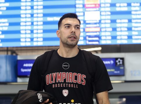 Σλούκας: «Δεν σκεφτόμαστε το σερί – Θέλουμε να παραμείνουμε στην πρώτη θέση» (vid)