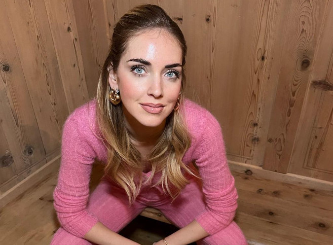 Η Chiara Ferragni φόρεσε μόνο το μπικίνι, βγήκε στο χιόνι και «γκρέμισε» το Instagram (pics)