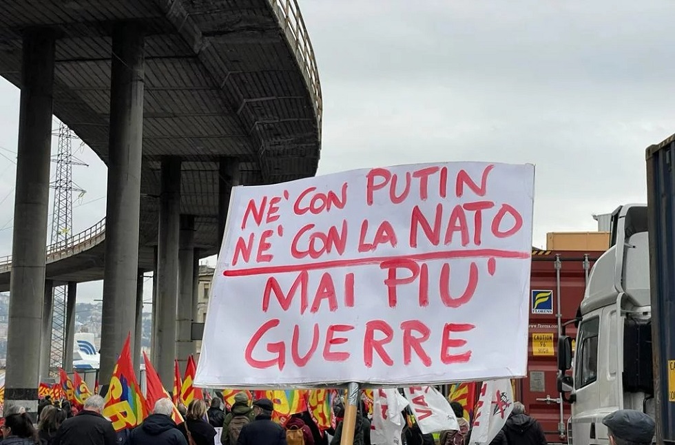 Ιταλία: Απεργούν οι λιμενεργάτες – «Δεν στέλνουμε όπλα στην Ουκρανία»
