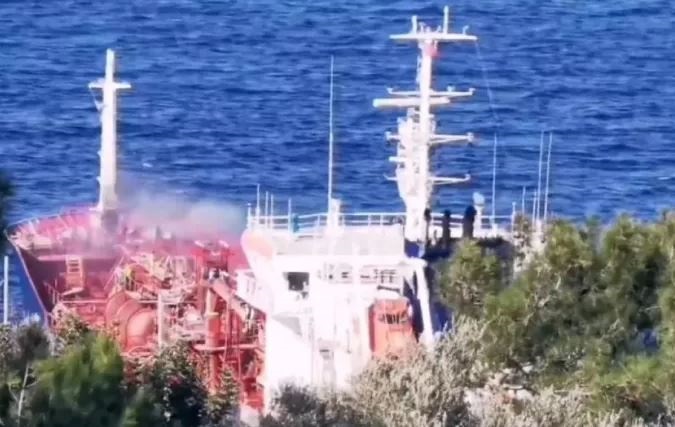 Σάμος: Πυρκαγιά στην πλώρη δεξαμενόπλοιου – Δεν κινδύνευσε το πλήρωμα