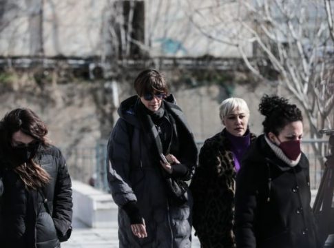 Πέτρος Φιλιππίδης: Οι αντιδράσεις στο άκουσμα της ετυμηγορίας – Κλάματα ανακούφισης από τις καταγγέλουσες