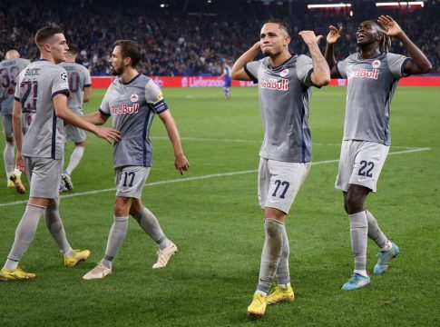 Έδρες και ματσαρίσματα για γκολ