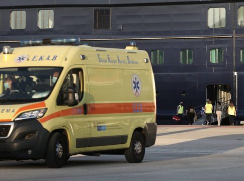 Άγριο έγκλημα σε μπαρ στη Μύκονο – Πυροβόλησε με καραμπίνα 34χρονο στο κεφάλι